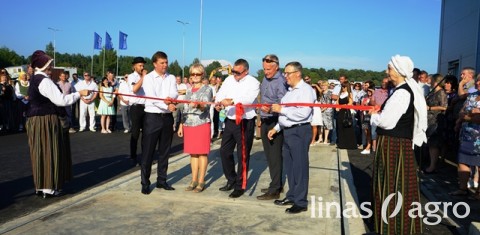 „Linas Agro“ plečia grūdų saugyklų tinklą – atidarytas naujas elevatorius Latvijoje „Linas Agro“ plečia grūdų saugyklų tinklą – atidarytas naujas elevatorius Latvijoje