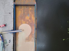 Pirmą kartą į Klaipėdos uostą grūdai atplukdyti Nemunu