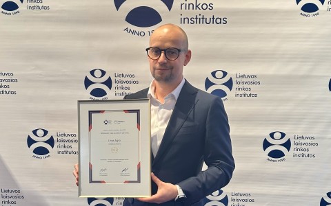 „Linas Agro“ – tarp didžiausių Lietuvos eksportuotojų: pelnė apdovanojimą už išskirtinį indėlį į Lietuvos ekonomiką „Linas Agro“ – tarp didžiausių Lietuvos eksportuotojų: pelnė apdovanojimą už išskirtinį indėlį į Lietuvos ekonomiką