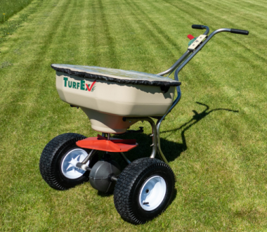Trąšų barstytuvas TURFEX TS65SS