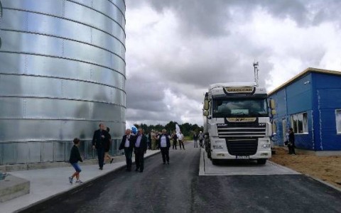 Žemaitijos ūkininkų derliaus laukia nauja „Linas Agro“ grūdų saugykla Kartenoje