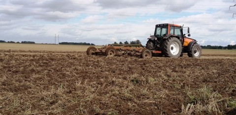Žemės dirbimas: svarbiausios užduotys šį rudenį Žemės dirbimas: svarbiausios užduotys šį rudenį