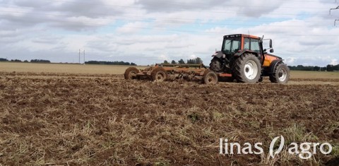 Žemės dirbimas: svarbiausios užduotys šį rudenį Žemės dirbimas: svarbiausios užduotys šį rudenį